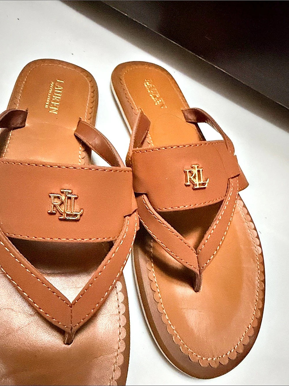 Lauren Ralph Lauren Rosalind Sandal Brown Thong Sandals - Picture 2 of 8